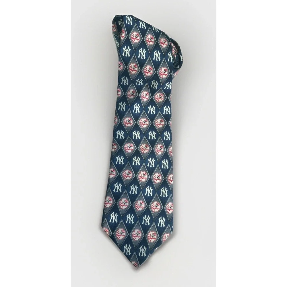 MLB Major League Baseball By Eagle Neckwear Mens NY Yankees All Over Neck Tie